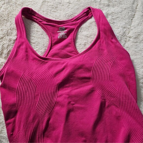 Athletic Essentials Pink Racerback Sports Top. Size Medium - Picture 4 of 5